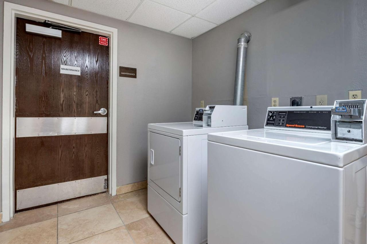 Comfort Inn Oxford - University Area Экстерьер фото