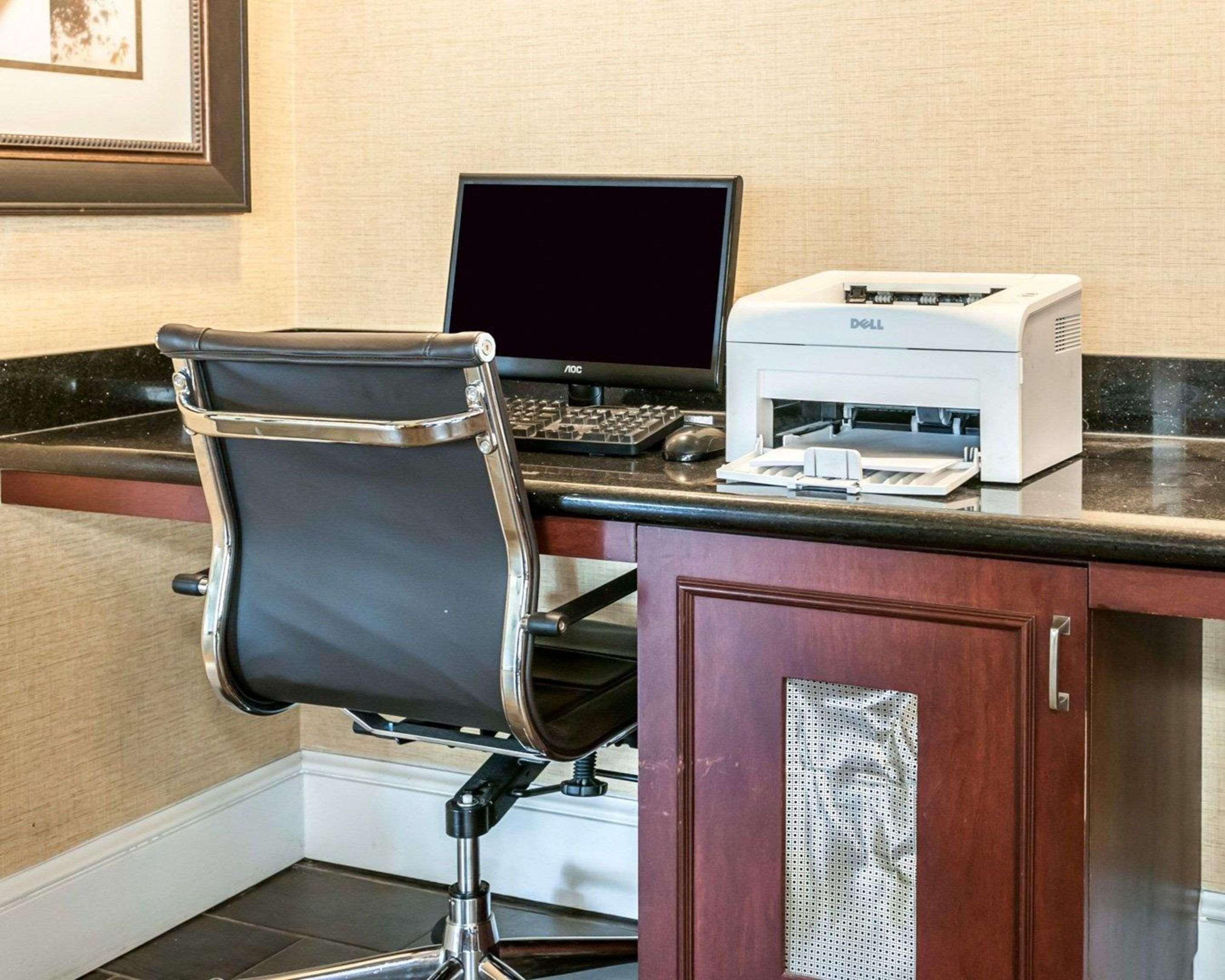 Comfort Inn Oxford - University Area Экстерьер фото